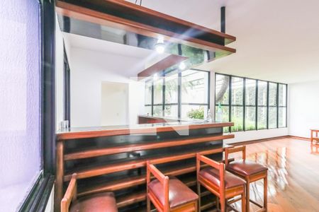 Apartamento para alugar com 300m², 3 quartos e 6 vagas Apartamento para alugar com 300m², 3 quartos e 6 vagasÁrea Comum - Salão de Festas