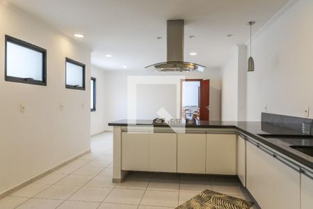 Apartamento para alugar com 300m², 3 quartos e 6 vagas Apartamento para alugar com 300m², 3 quartos e 6 vagasÁrea Comum - Área Gourmet