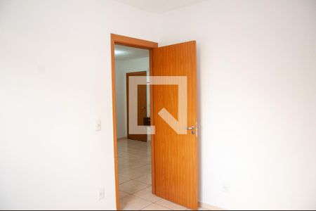Quarto de apartamento à venda com 2 quartos, 48m² em Chácara Cotia, Contagem
