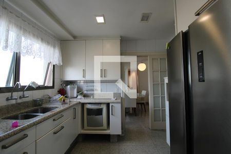 Apartamento à venda com 283m², 4 quartos e 4 vagasCozinha