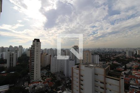 Apartamento à venda com 283m², 4 quartos e 4 vagasvaranda da Suíte 2