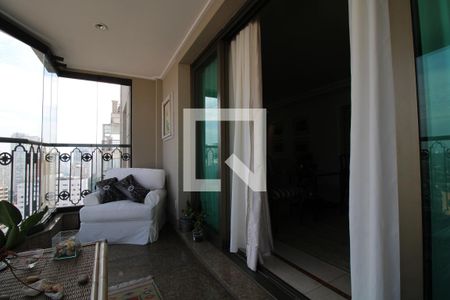 Apartamento à venda com 283m², 4 quartos e 4 vagasVaranda da Sala