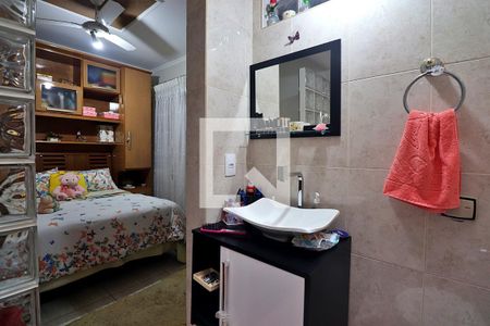 Casa à venda com 288m², 3 quartos e 3 vagasBanheiro da Suíte 1