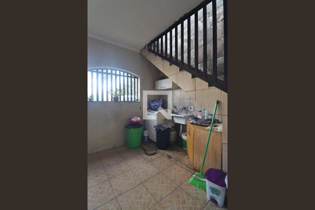 Casa à venda com 288m², 3 quartos e 3 vagasÁrea de Serviço