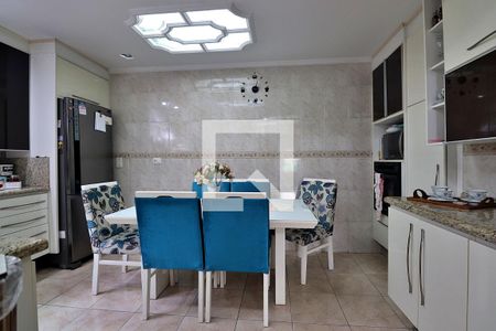 Casa à venda com 288m², 3 quartos e 3 vagasCozinha