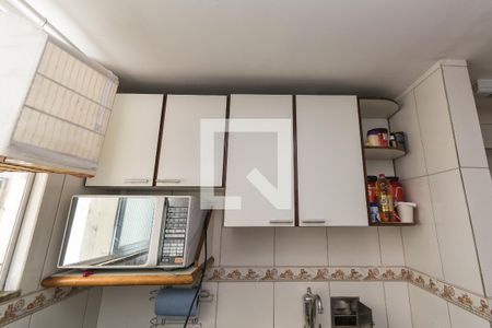 Apartamento à venda com 55m², 2 quartos e 1 vagaCozinha - Armários