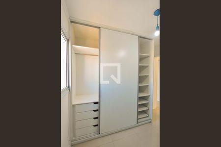 Apartamento à venda com 49m², 2 quartos e 1 vagaQuarto 02