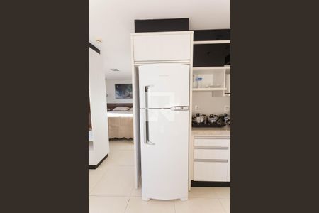 Studio para alugar com 35m², 1 quarto e 1 vaga Studio para alugar com 35m², 1 quarto e 1 vagaCozinha