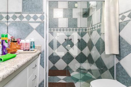 Casa para alugar com 400m², 3 quartos e 6 vagasBanheiro - Quarto 3 - Suíte