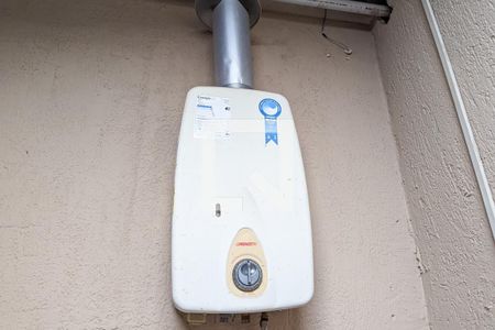 Casa à venda com 149m², 5 quartos e 2 vagas Casa à venda com 149m², 5 quartos e 2 vagasÁrea de serviço