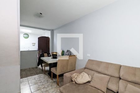 Casa à venda com 149m², 5 quartos e 2 vagas Casa à venda com 149m², 5 quartos e 2 vagasSala