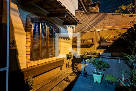 Casa à venda com 149m², 5 quartos e 2 vagas Casa à venda com 149m², 5 quartos e 2 vagasVaranda