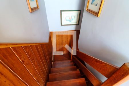 Apartamento à venda com 155m², 3 quartos e 3 vagasEscada