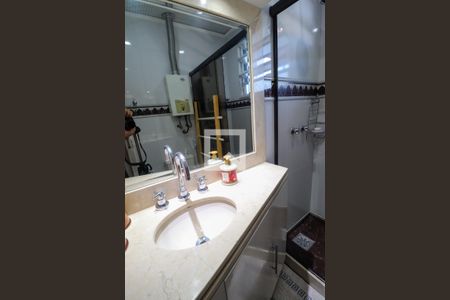 Apartamento à venda com 155m², 3 quartos e 3 vagasBanheiro do Quarto 2