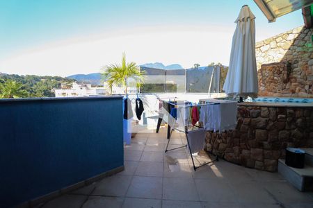 Apartamento à venda com 155m², 3 quartos e 3 vagasVaranda