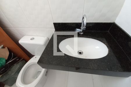 Banheiro (cobertura)  de apartamento à venda com 3 quartos, 120m² em Piratininga (venda Nova), Belo Horizonte