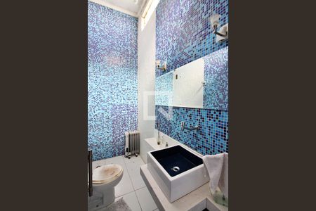 Casa para alugar com 113m², 2 quartos e 2 vagasBanheiro Social