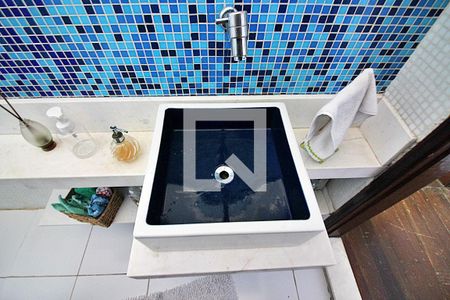 Casa para alugar com 113m², 2 quartos e 2 vagasBanheiro Social