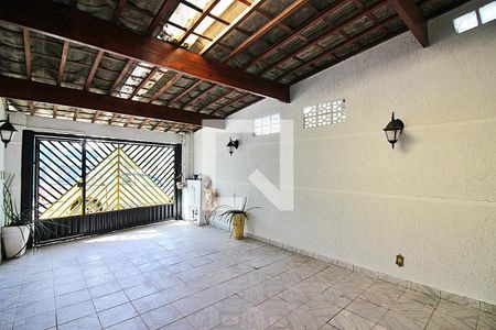 Casa para alugar com 113m², 2 quartos e 2 vagasGaragem