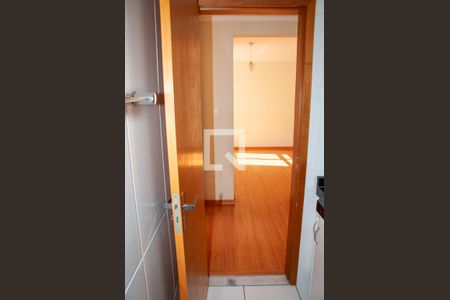 Apartamento à venda com 55m², 2 quartos e 1 vaga Apartamento à venda com 55m², 2 quartos e 1 vagaBanheiro