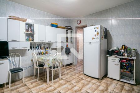 Casa à venda com 280m², 3 quartos e 4 vagas Casa à venda com 280m², 3 quartos e 4 vagasCozinha