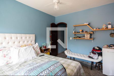 Casa à venda com 280m², 3 quartos e 4 vagas Casa à venda com 280m², 3 quartos e 4 vagasSuíte