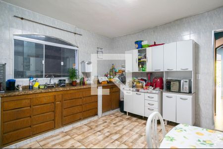 Casa à venda com 280m², 3 quartos e 4 vagas Casa à venda com 280m², 3 quartos e 4 vagasCozinha
