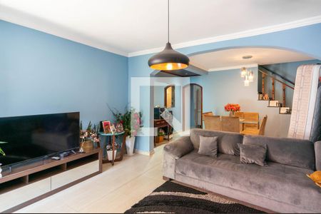 Casa à venda com 280m², 3 quartos e 4 vagas Casa à venda com 280m², 3 quartos e 4 vagasSala