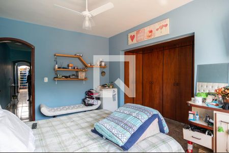 Casa à venda com 280m², 3 quartos e 4 vagas Casa à venda com 280m², 3 quartos e 4 vagasSuíte