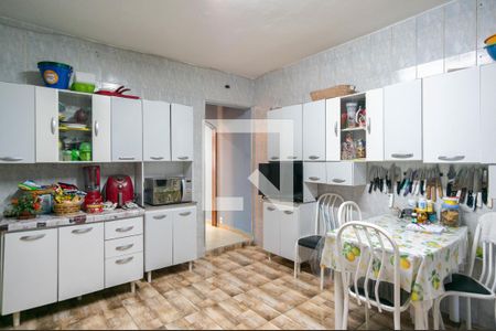 Casa à venda com 280m², 3 quartos e 4 vagas Casa à venda com 280m², 3 quartos e 4 vagasCozinha