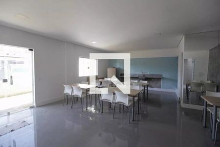 Apartamento para alugar com 38m², 1 quarto e sem vaga Apartamento para alugar com 38m², 1 quarto e sem vagaÁrea comum - Salão de festas