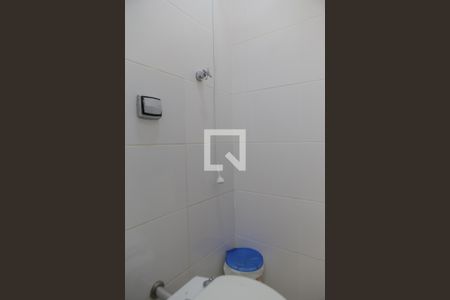 Apartamento para alugar com 130m², 2 quartos e 1 vaga Apartamento para alugar com 130m², 2 quartos e 1 vagaBanheiro de Serviço