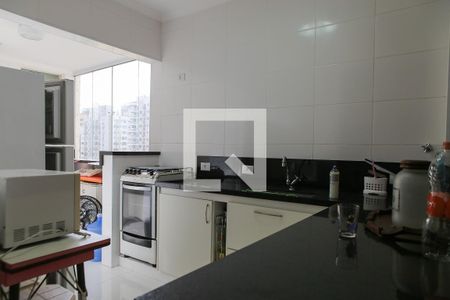 Apartamento para alugar com 130m², 2 quartos e 1 vaga Apartamento para alugar com 130m², 2 quartos e 1 vagaCozinha