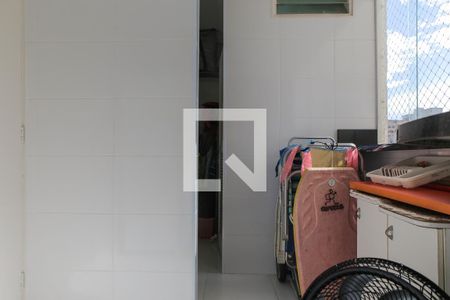 Apartamento para alugar com 130m², 2 quartos e 1 vaga Apartamento para alugar com 130m², 2 quartos e 1 vagaLavanderia