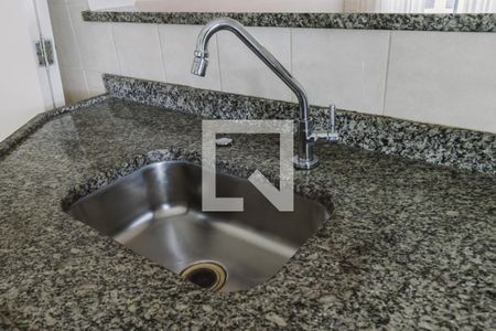 Apartamento para alugar com 60m², 2 quartos e 2 vagasCozinha Pia