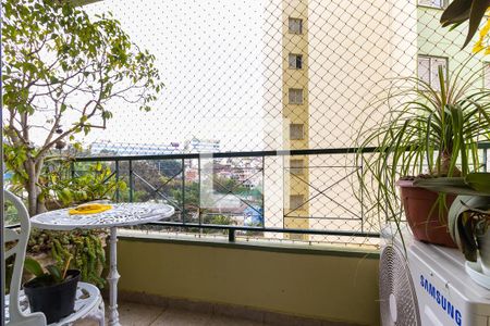 Sacada de apartamento à venda com 3 quartos, 67m² em Vila Industrial (campinas), Campinas