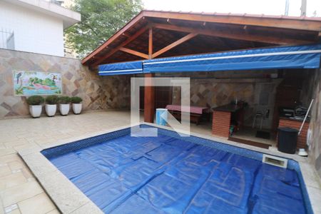 Casa à venda com 300m², 4 quartos e 4 vagasPiscina