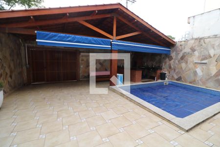 Casa à venda com 300m², 4 quartos e 4 vagasPiscina