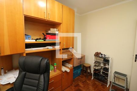 Quarto 2 de casa para alugar com 4 quartos, 300m² em Jardim Avelino, São Paulo