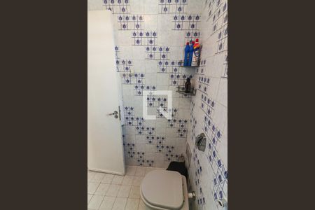 Casa à venda com 125m², 2 quartos e 2 vagas Casa à venda com 125m², 2 quartos e 2 vagasBanheiro