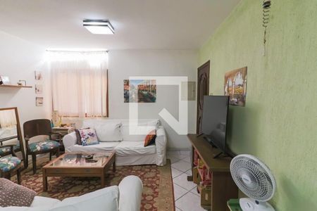 Sala de casa à venda com 2 quartos, 125m² em Ferreira, São Paulo
