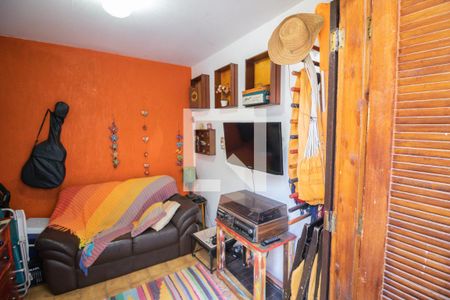 Casa à venda com 125m², 2 quartos e 2 vagas Casa à venda com 125m², 2 quartos e 2 vagasLavanderia - Quarto