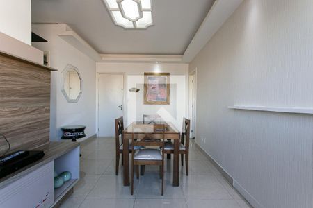 Sala de apartamento para alugar com 3 quartos, 70m² em Cidade Mãe do Céu, São Paulo