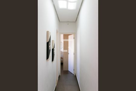 Apartamento à venda com 70m², 3 quartos e 2 vagasCorredor