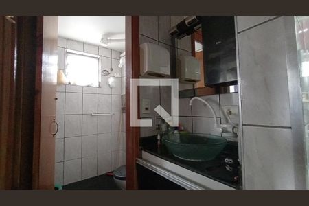 Apartamento à venda com 59m², 3 quartos e 1 vaga Apartamento à venda com 59m², 3 quartos e 1 vagaBanheiro