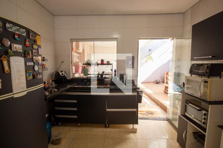 Sala/cozinha de casa de condomínio à venda com 2 quartos, 75m² em Setor Habitacional Arniqueira (águas Claras), Brasília