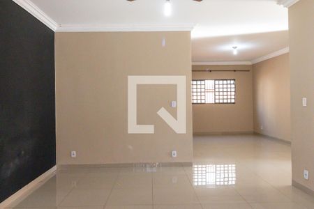 Sala de casa para alugar com 4 quartos, 474m² em Ribeirânia, Ribeirão Preto