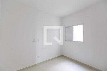 Quarto de kitnet/studio para alugar com 1 quarto, 39m² em Parque Guarani, São Paulo