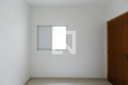 Quarto de kitnet/studio para alugar com 1 quarto, 39m² em Parque Guarani, São Paulo