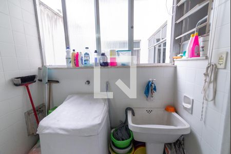 Apartamento à venda com 110m², 3 quartos e 1 vagaÁrea de Serviço